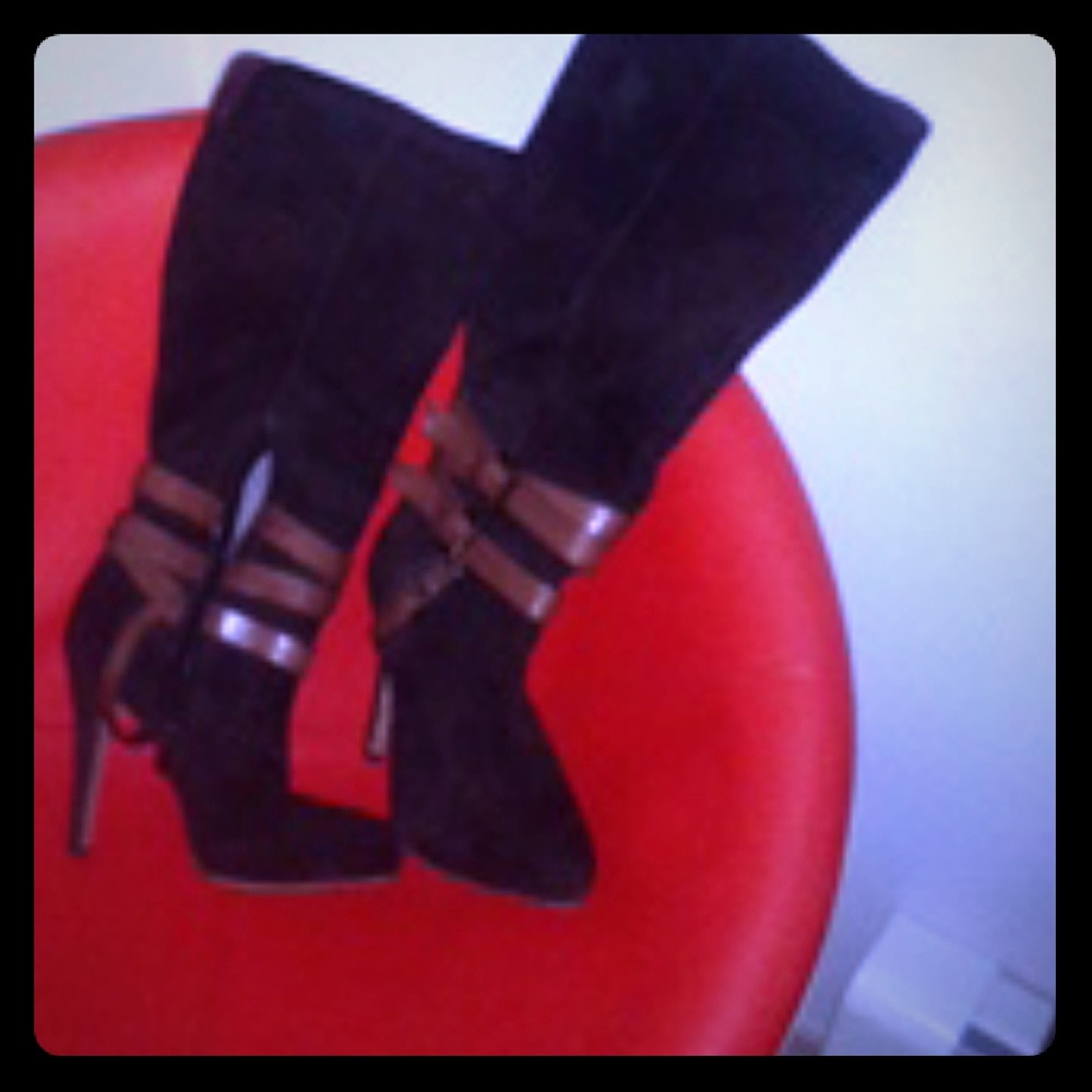 Dress boots